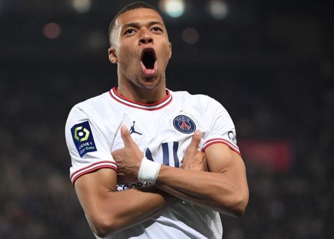 火箭状元秀哈登接管比赛惊艳全场