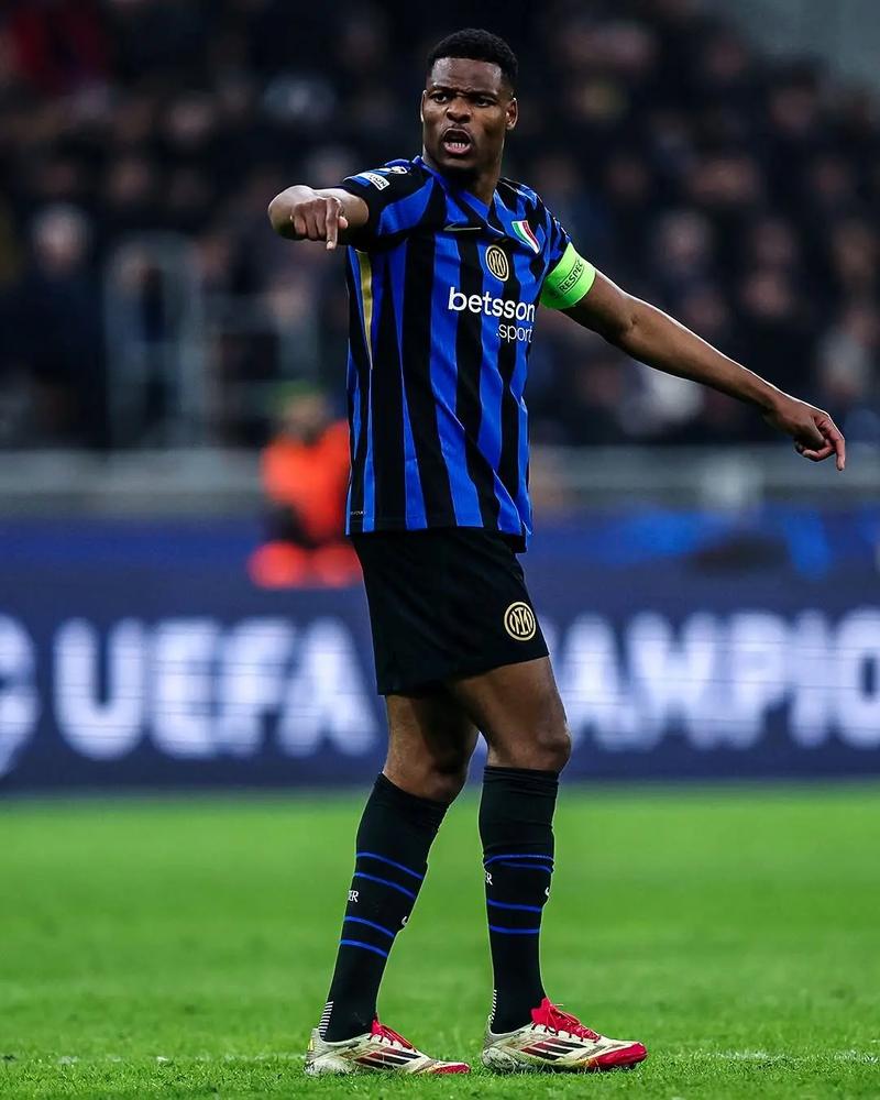 英超战报：塔尔比破门，维尔茨造乌龙，利物浦1-1桑德兰