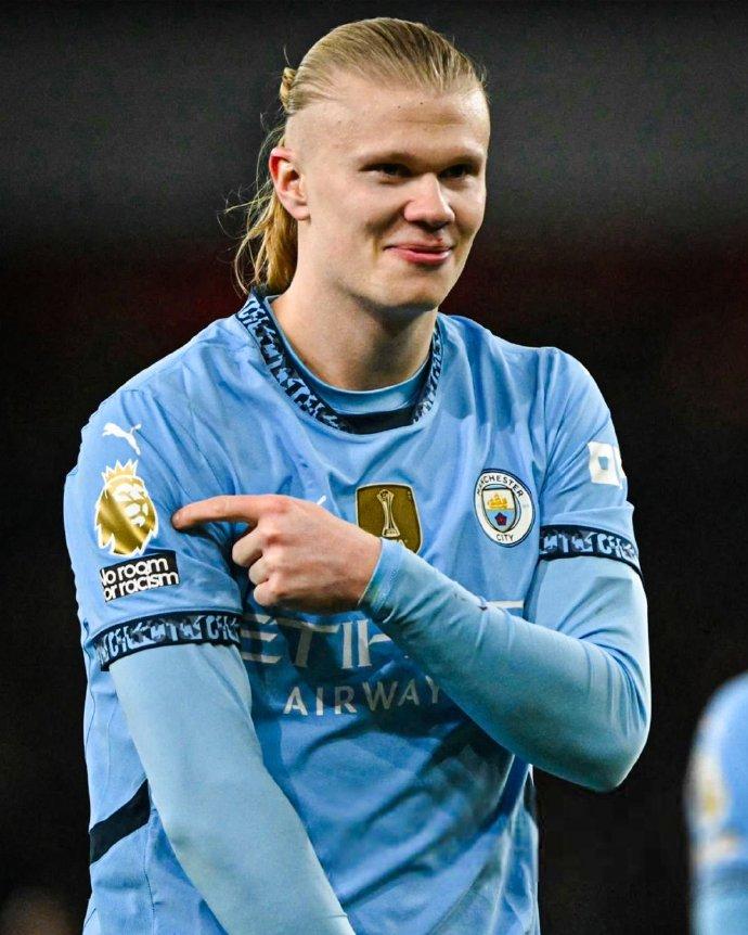 罗马诺：除了尤文以外，奥赖利也被推荐给那不勒斯和罗马（罗马诺：奥赖利的推荐对象不仅有尤文，还包括那不勒斯和罗马）