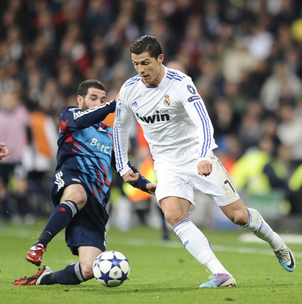 国家报：老佛爷不信任西足协，正推动FIFA介入内格雷拉案（国家报：不信任西足协，老佛爷正推动国际足联介入内格雷拉案）