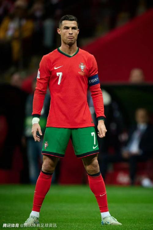 官方：意大利将于亚特兰大主场对阵北爱尔兰，此前在此无败绩（官方确认：意大利在亚特兰大主场迎战北爱尔兰，过往此地未尝败绩）