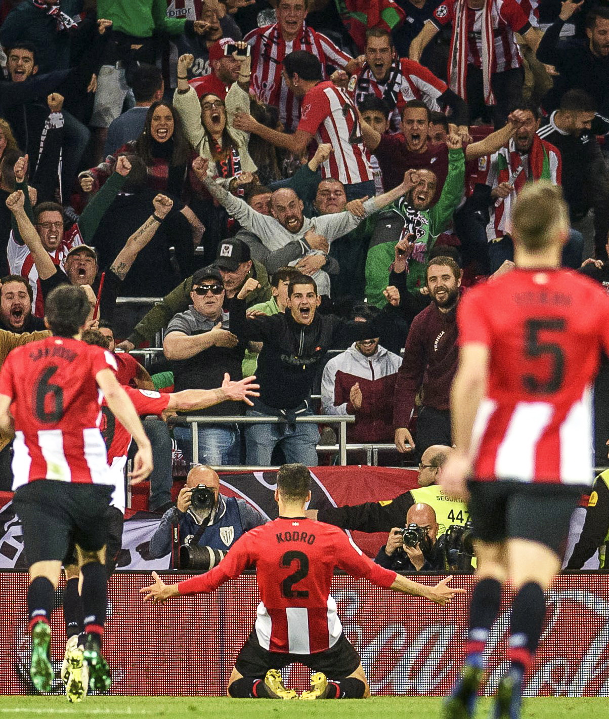 乌拉圭历史第三人，巴尔韦德达成欧冠70场里程碑（欧冠出场达70次里程碑，巴尔韦德成乌拉圭历史第三人）