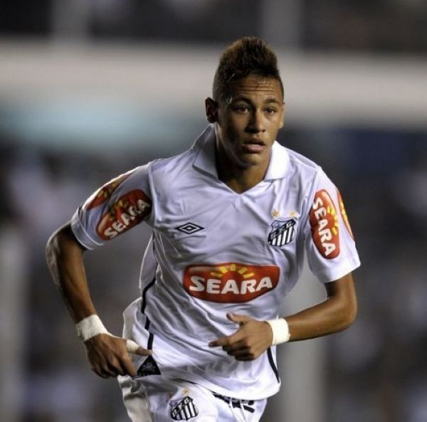 皇马具有压倒性优势！海外情报：皇马3-0塞尔塔（海外情报：皇马3-0完胜塞尔塔，优势一边倒）