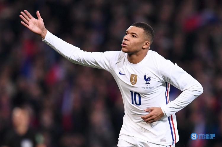 金色轰炸机！沃尔特马德连续三场国家队比赛破门，狂轰4球（火力全开！沃尔特马德国家队三连场建功，三战轰入4球）